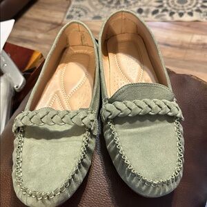 Just fab mint green faux suede loafers